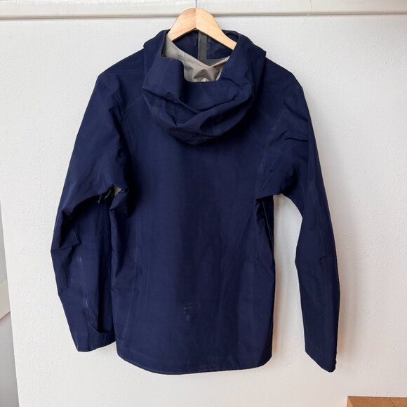 Patagonia Triolet Jacket — Men’s Small, navy/dark blue - Picture 3 of 6